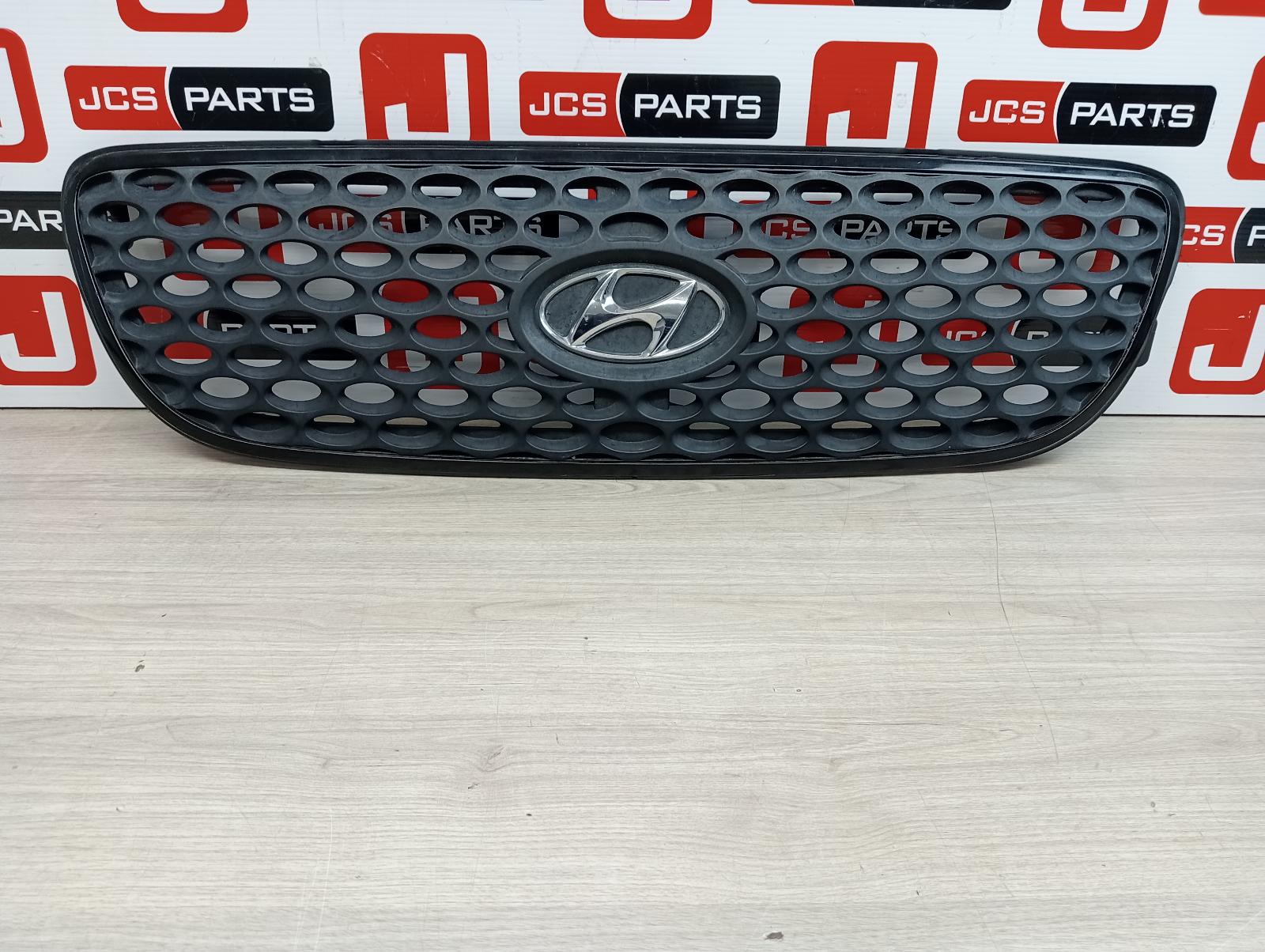 8972352