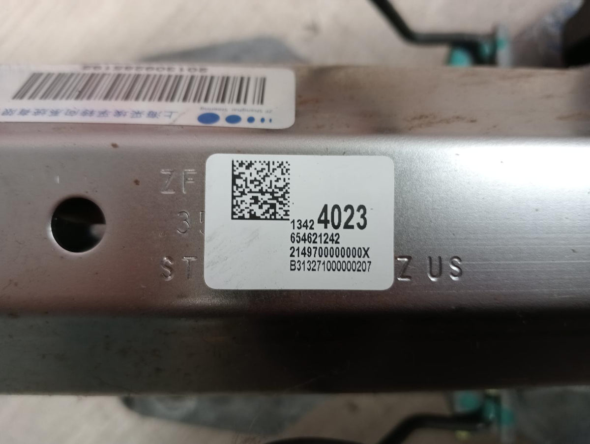 8993726