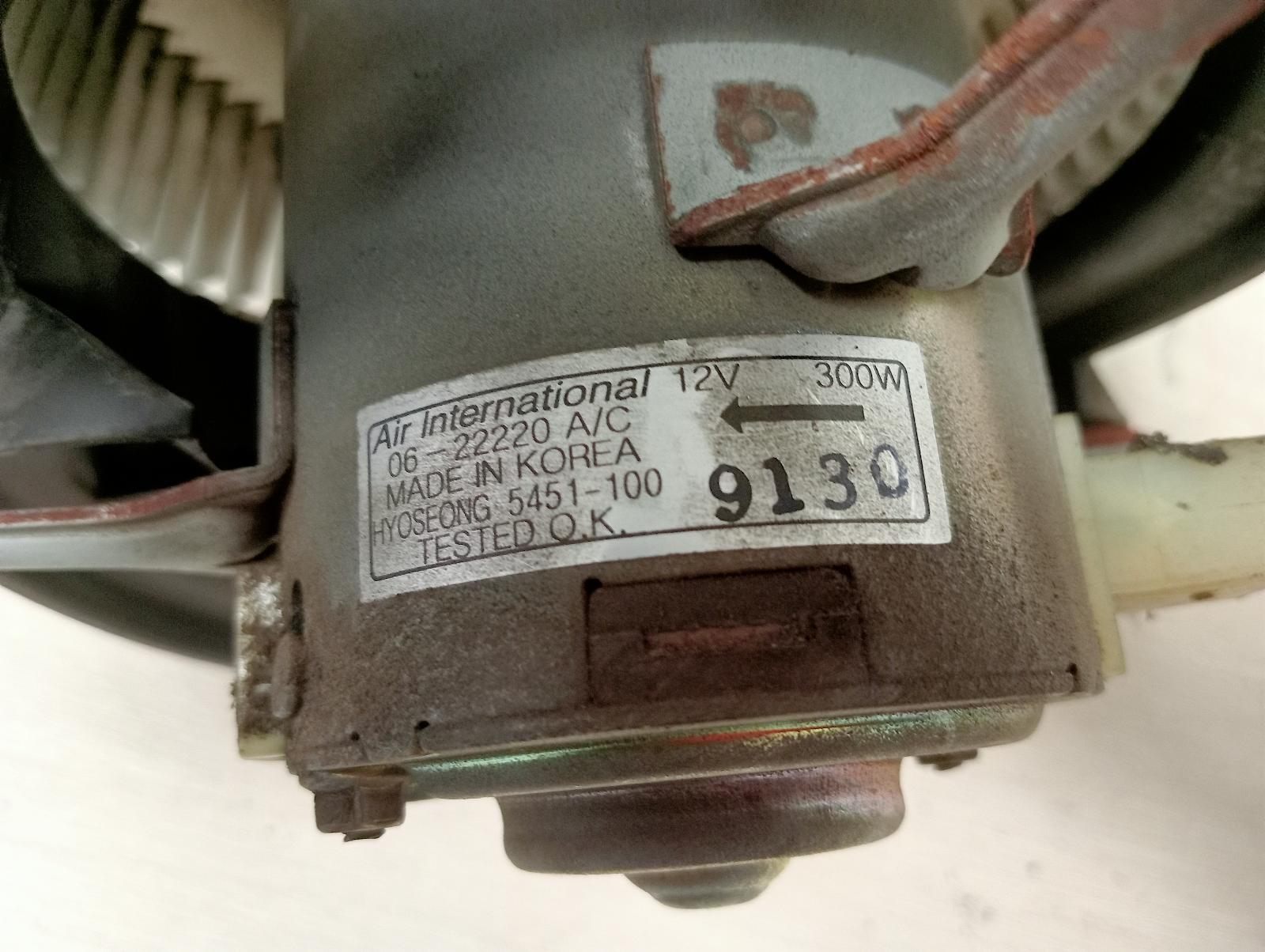 8947669