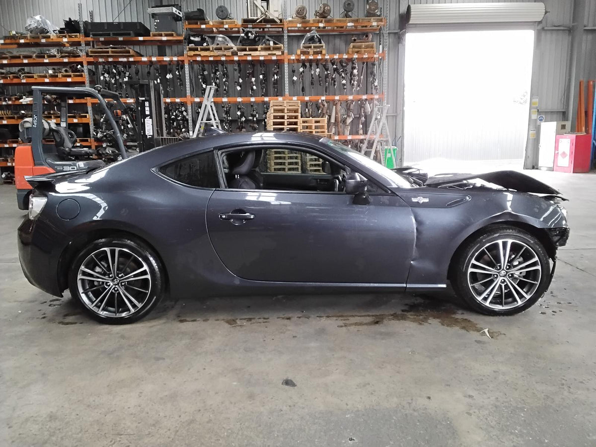 8997488