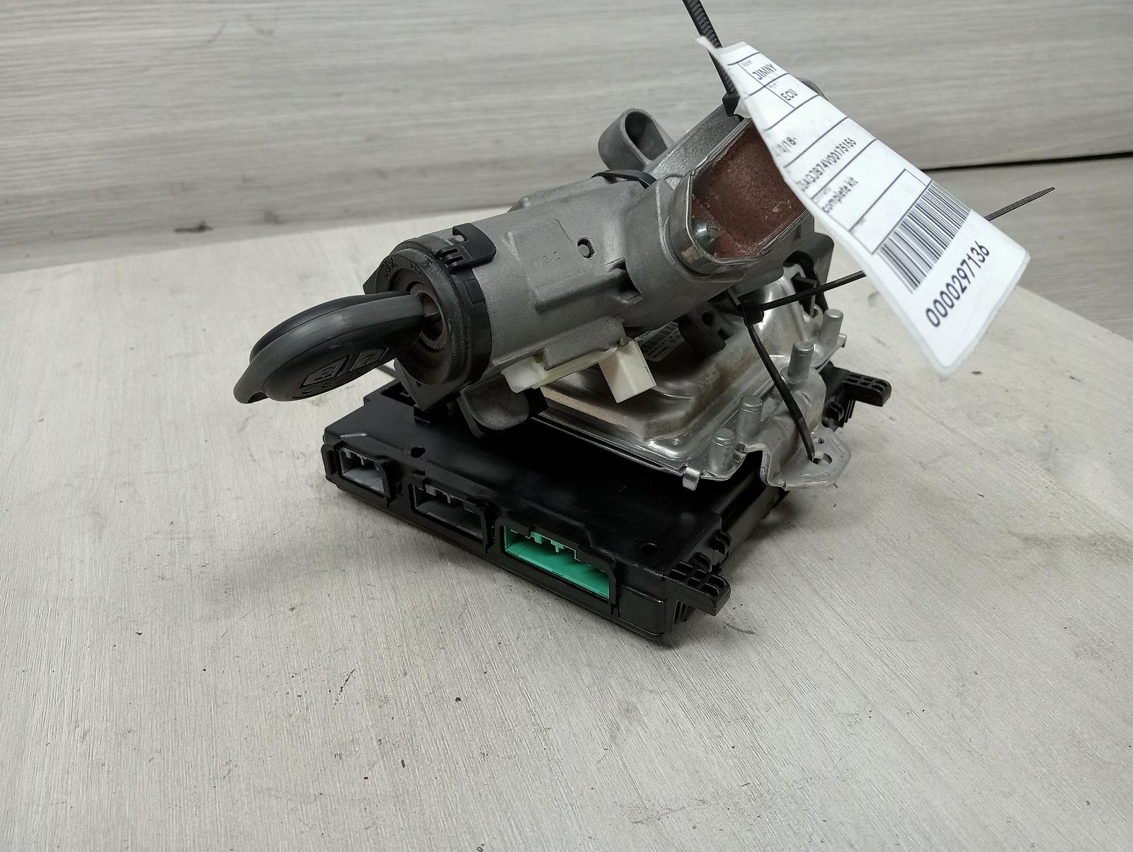 8952507