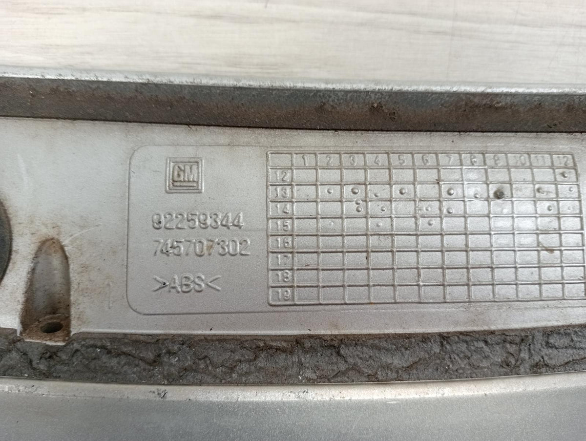 9005748