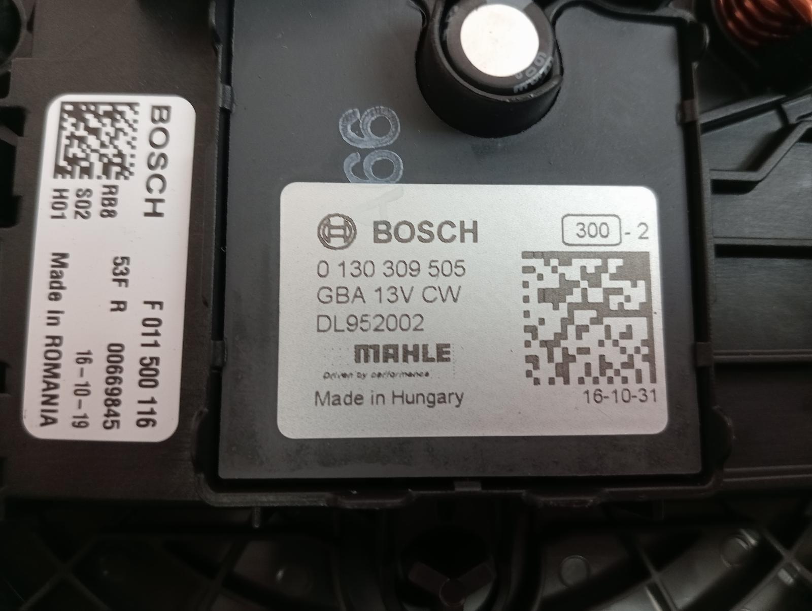 8972289