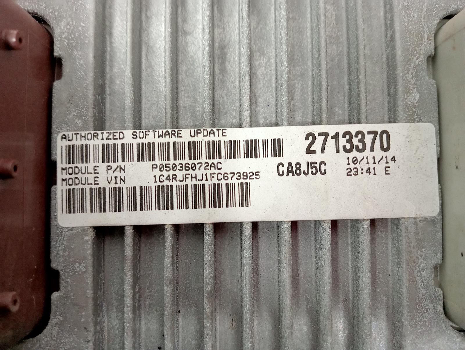8972593
