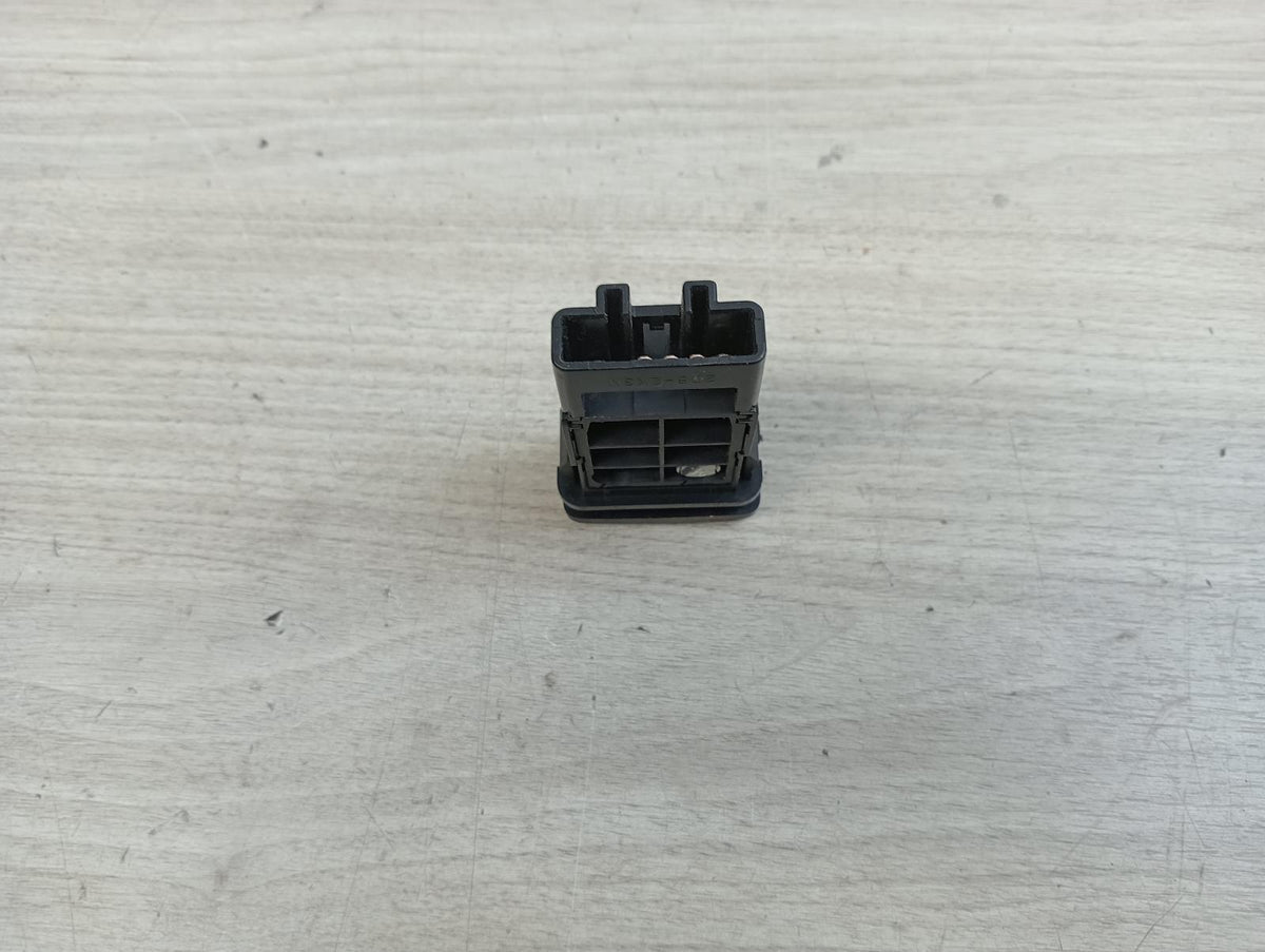 9002581