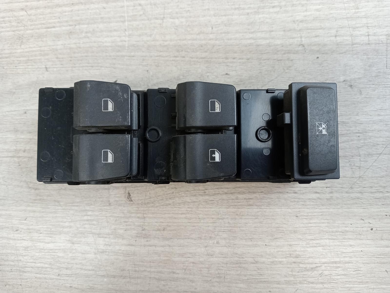 8947388