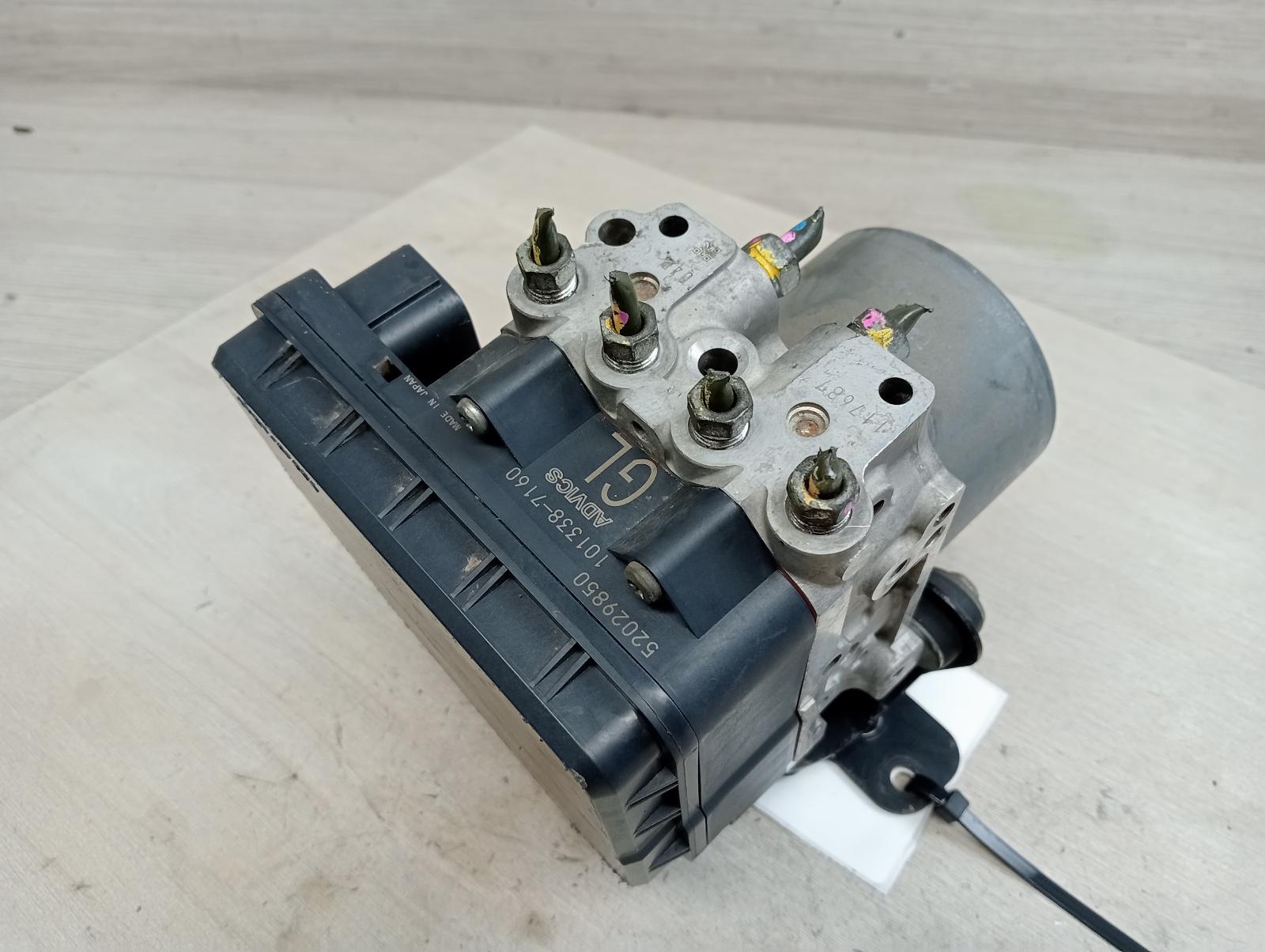 8950791