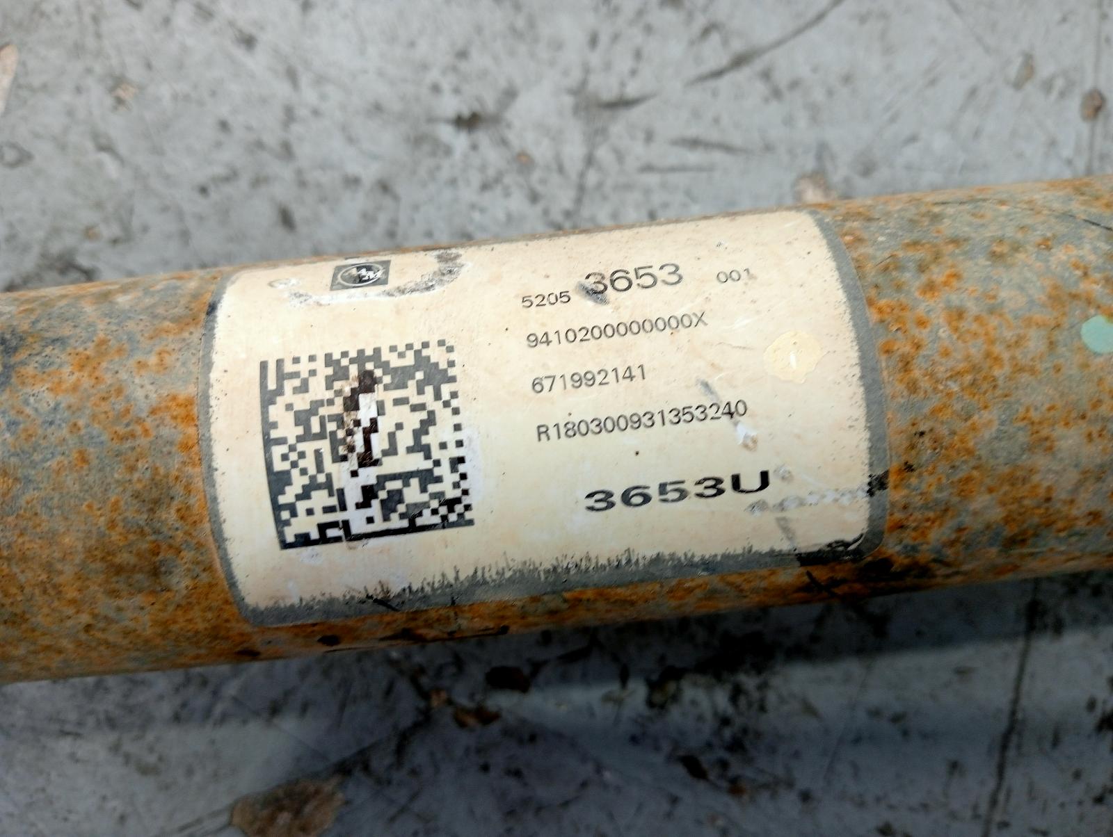8972560