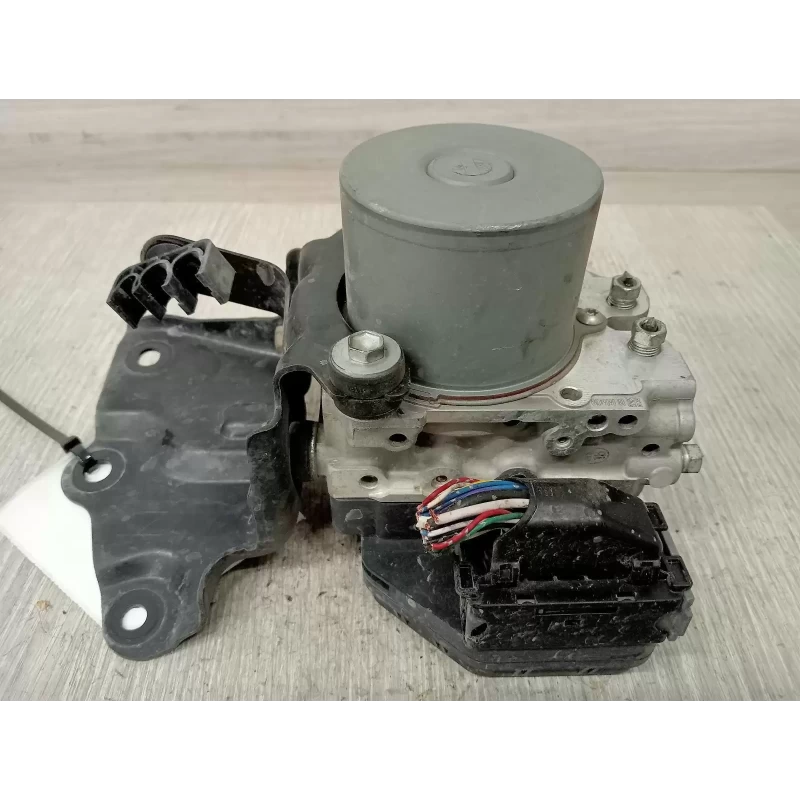 TOYOTA RAV4 ABS PUMP/MODULATOR ACA33, P/N 4454042210, 11/05-11/12 2009