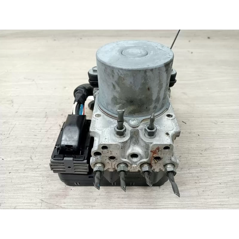 TOYOTA RAV4 ABS PUMP/MODULATOR ACA33, P/N 4454042260, 11/05-11/12 2010