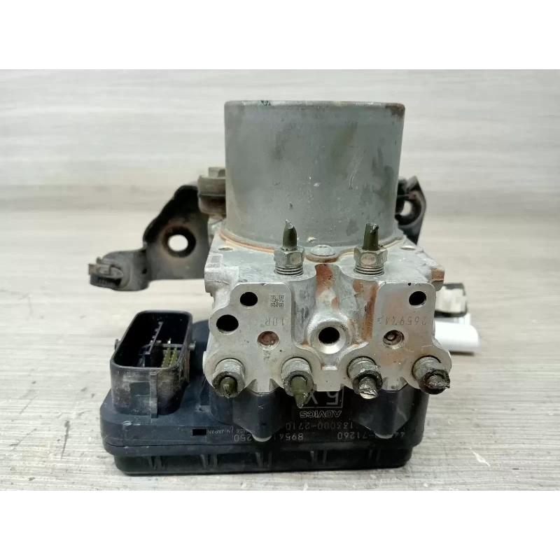 TOYOTA HILUX ABS PUMP/MODULATOR P/N 4454071260, 03/05-08/15 2015