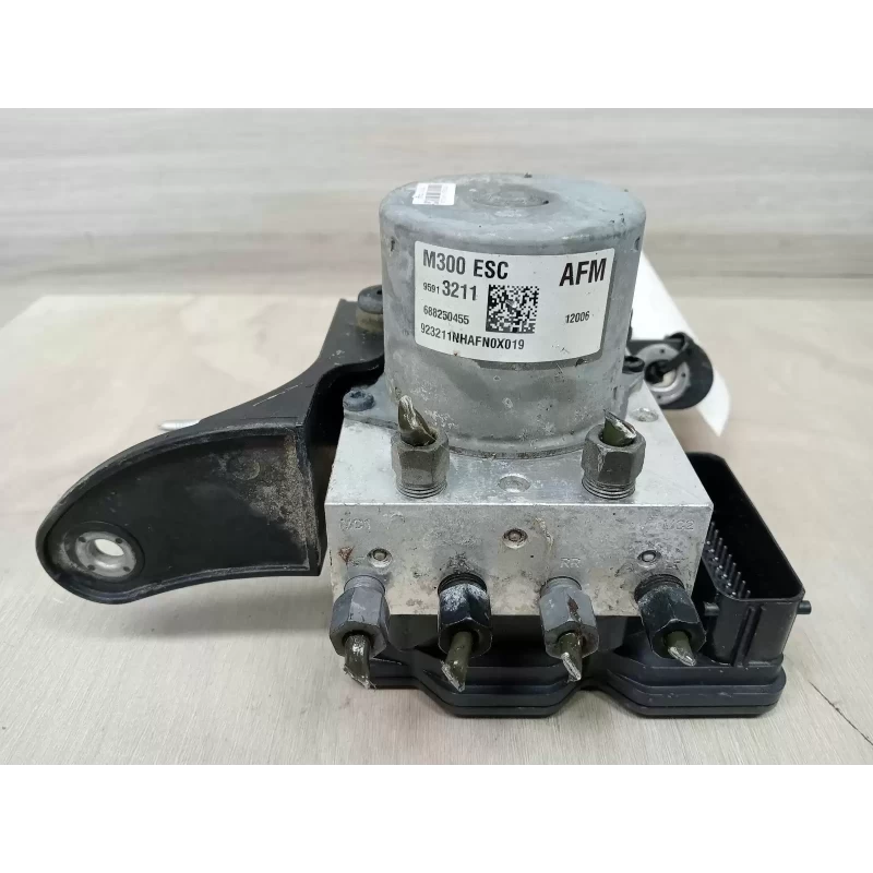 HOLDEN BARINA ABS PUMP/MODULATOR SPARK, MJ (VIN KL3M...), 10/10-06/15 2012