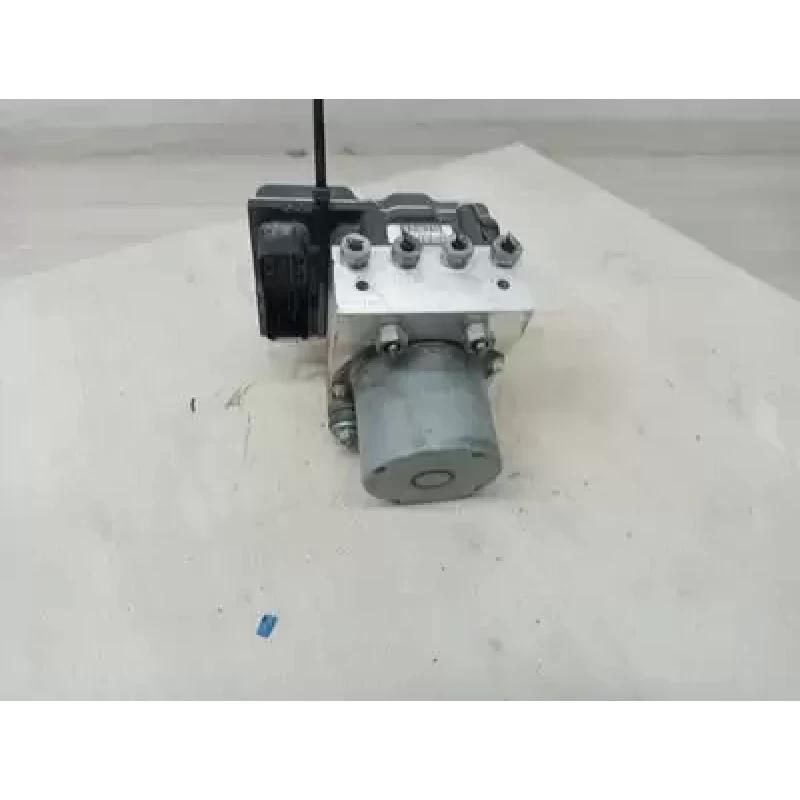 HOLDEN COMMODORE ABS PUMP/MODULATOR VE, W/ TRACTION CONTROL TYPE, 09/10-05/13 20
