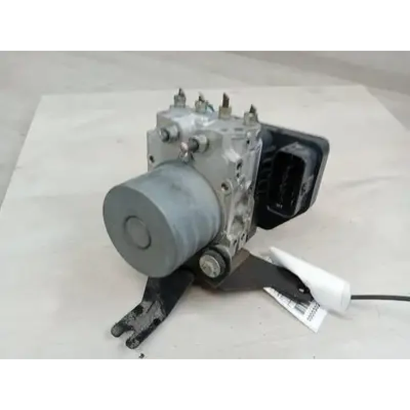 ISUZU DMAX ABS PUMP/MODULATOR P/N 898279490, RC, 06/12-06/20 2016
