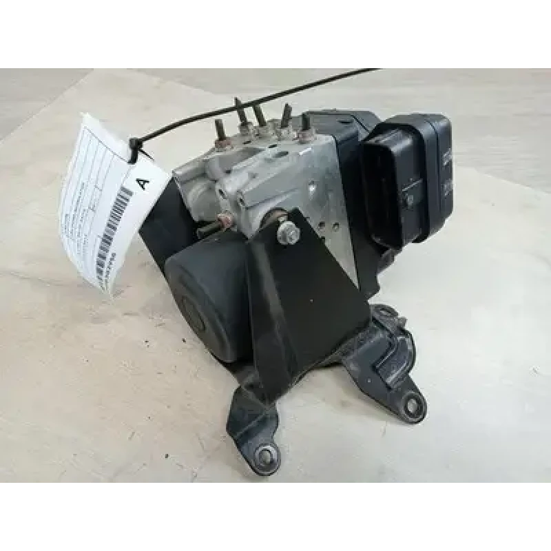 MITSUBISHI TRITON ABS PUMP/MODULATOR MN, P/N 4670A484, 08/09-04/15 2011