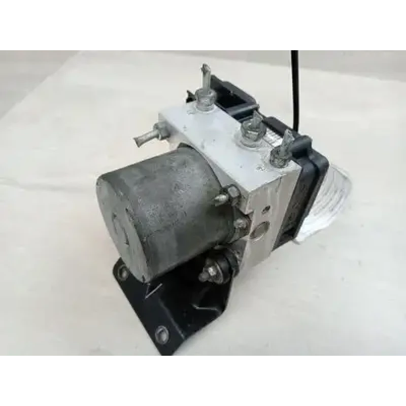 HOLDEN COMMODORE ABS PUMP/MODULATOR VZ, W/ TRACTION CONTROL TYPE, 08/04-09/07 20