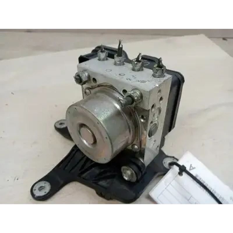 HOLDEN COLORADO ABS PUMP/MODULATOR RG/RG 7, P/N 52065022, 12/12-12/20 2017