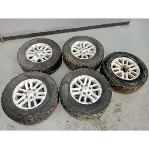 TOYOTA HILUX WHEEL ALLOY FACTORY, 17X7.5IN, 6 SPOKE, 4WD, TWIN 6 SPOKE, 07/11-08