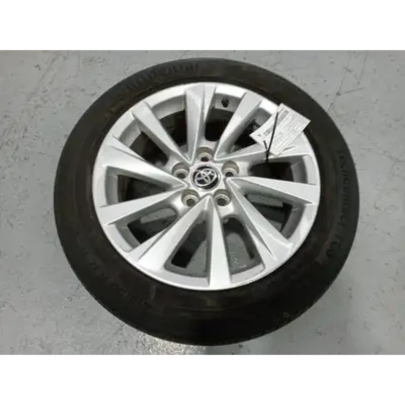 TOYOTA CAMRY WHEEL ALLOY FACTORY, 17X7.5IN, 5 V SPOKE, LIGHT GREY, XV70, 02/21-0