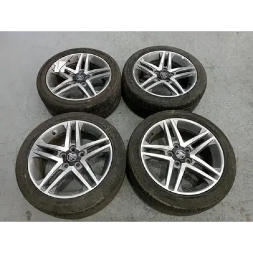 HOLDEN COMMODORE WHEEL ALLOY FACTORY, 18X8.0IN, VE, SV6, 09/10-05/13 2011