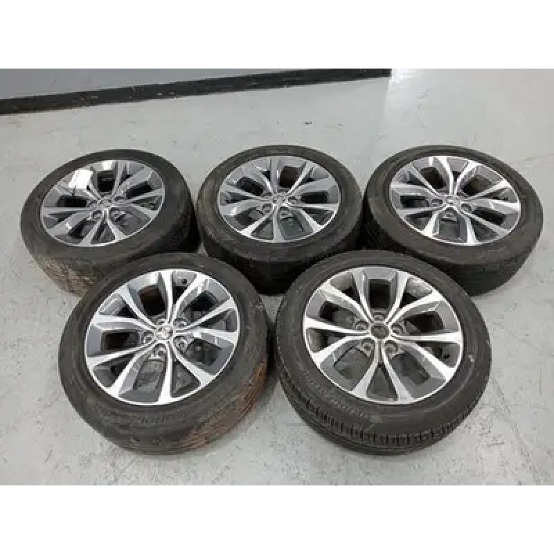 HOLDEN COMMODORE WHEEL ALLOY FACTORY, 18X8IN, VF, CALAIS, 05/13-12/17 2013