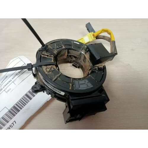 MITSUBISHI TRITON AIRBAG MODULE/SENSOR CLOCKSPRING, NO CONTROLS ON STEERING WHEE