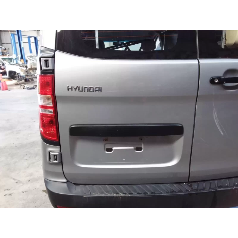 HYUNDAI ILOAD/IMAX BOOTLID/TAILGATE BARN DOOR (LH SIDE), TQ, 11/07-03/21 2017