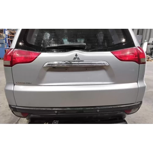 MITSUBISHI CHALLENGER BOOTLID/TAILGATE TAILGATE, KH/PB-PC, NON SPOILER, W/ CAMER