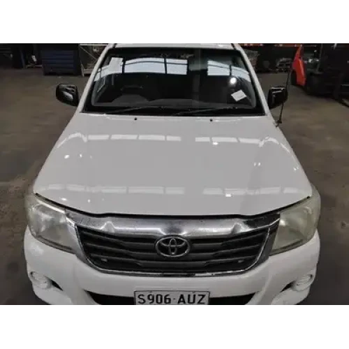TOYOTA HILUX BONNET PETROL, NON SCOOP TYPE, 07/11-08/15 2013