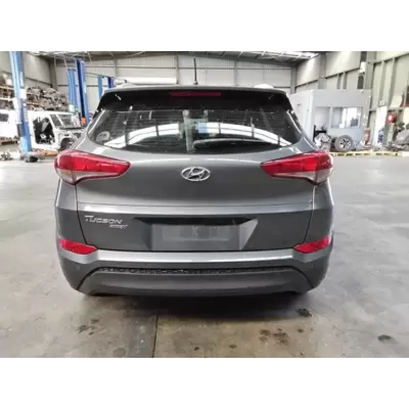 HYUNDAI TUCSON REAR BUMPER BUMPER BAR (2 PIECE), TL, KOREAN BUILT (VIN KMHJ), 06