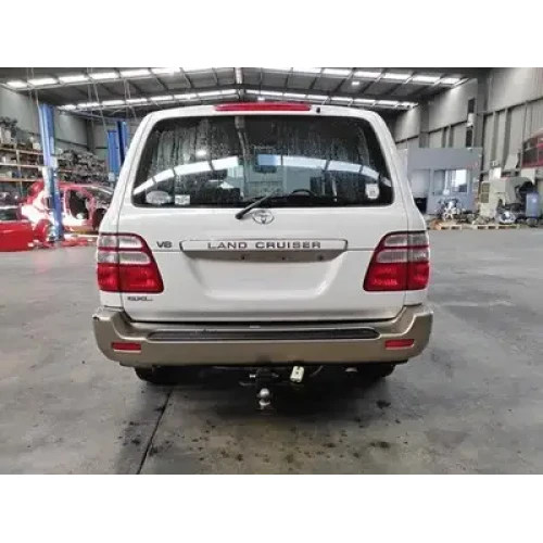 TOYOTA LANDCRUISER REAR BUMPER 100 SERIES, GOLD/SILVER, 01/98-10/07 2005