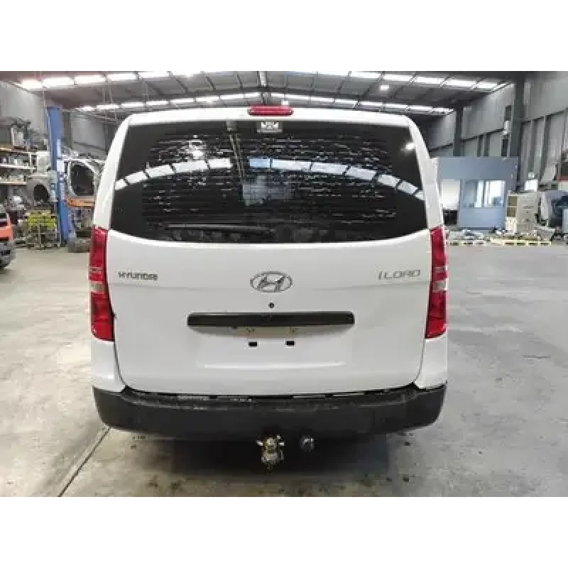 HYUNDAI ILOAD/IMAX REAR BUMPER TAILGATE TYPE, BUMPER BAR UPPER (LH SIDE), TQ, 11