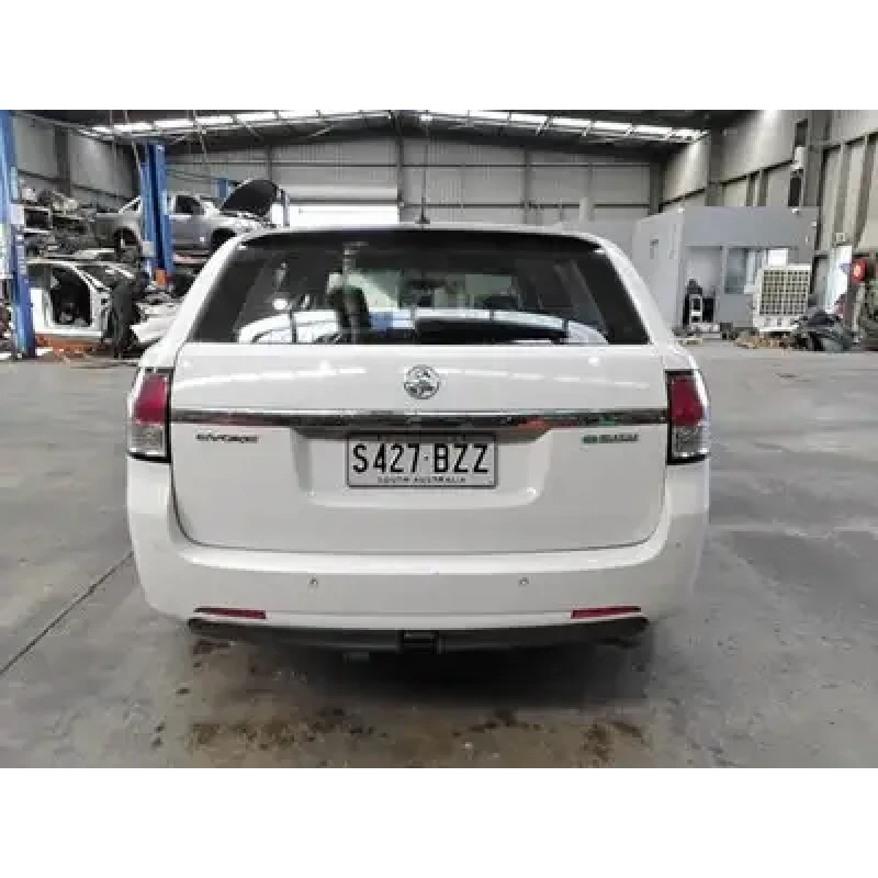 HOLDEN COMMODORE REAR BUMPER VF, WAGON, EVOKE/CALAIS/CALAIS-V/INTERNATIONAL, 05/