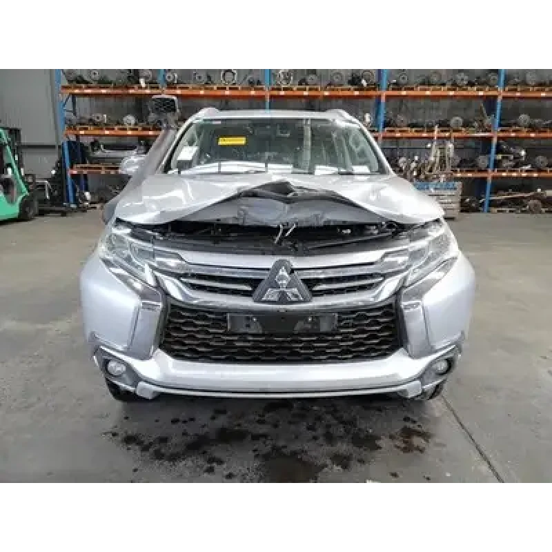 MITSUBISHI PAJERO FRONT BUMPER BUMPER BAR, PAJERO SPORT, QE, NON H/LAMP WASHER &