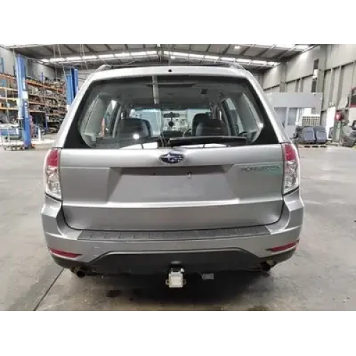 SUBARU FORESTER REAR BUMPER NON PARKING SENSORS TYPE, 02/08-12/12 2011