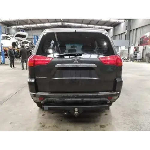 MITSUBISHI CHALLENGER REAR BUMPER LS, KH/PB-PC, 11/09-12/15 2011