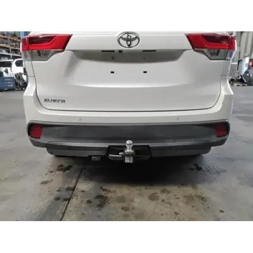 TOYOTA KLUGER REAR BUMPER GSU50/GSU55, 11/16-02/21 2018 TOYOTA KLUGER REAR BUMPER GSU50/GSU55, 11/16-02/21 2018