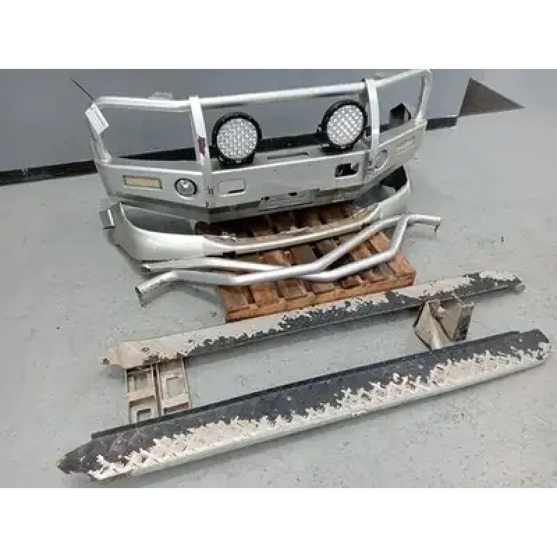 TOYOTA HILUX FRONT BUMPER BULL BAR, STEEL, AFTERMARKET, 07/11-08/15 2012