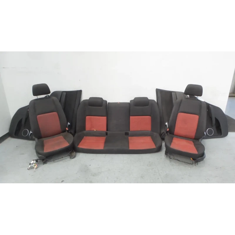 HOLDEN COMMODORE COMPLETE INTERIOR VE S1, SEDAN, SS/SV6, CLOTH (IGNITION), 08/06