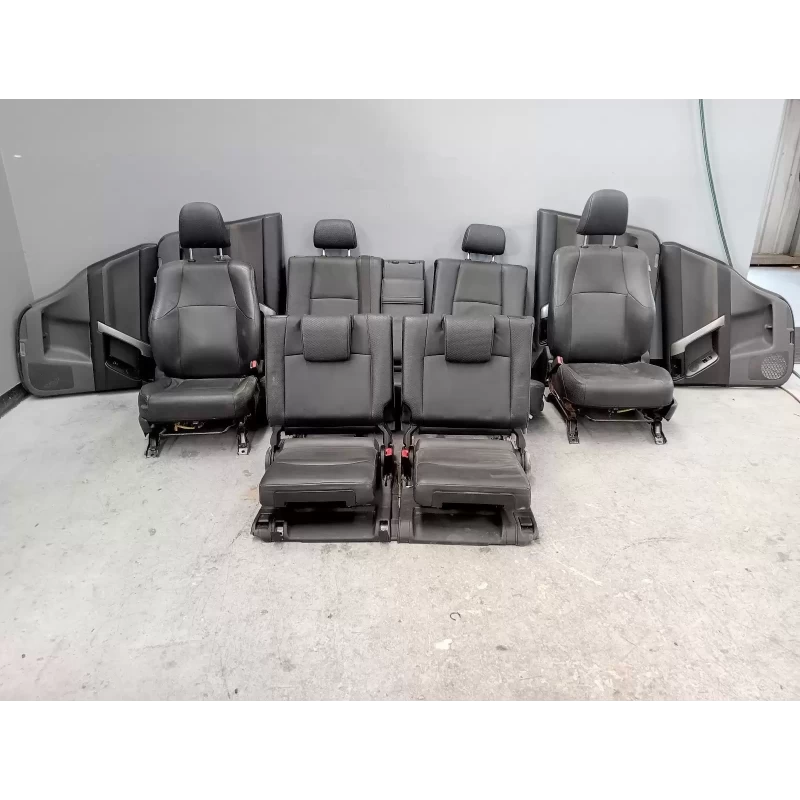 TOYOTA PRADO COMPLETE INTERIOR 150 SERIES, LEATHER, 7 SEATER, 08/09-07/13  2013