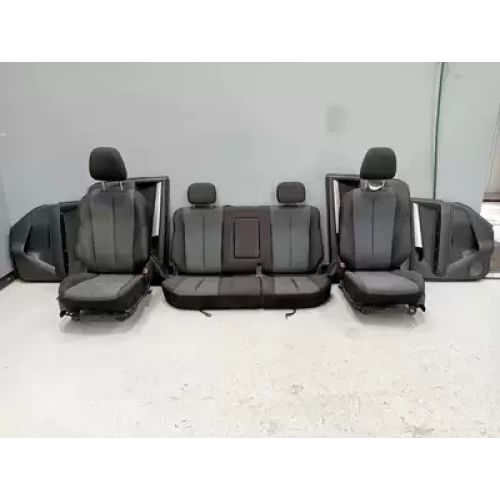 ISUZU DMAX COMPLETE INTERIOR RC, CLOTH, 05/12-06/20 2015