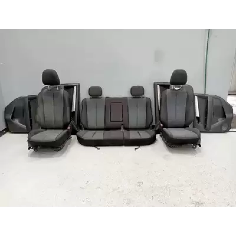 ISUZU DMAX COMPLETE INTERIOR RC, CLOTH, 05/12-06/20 2015