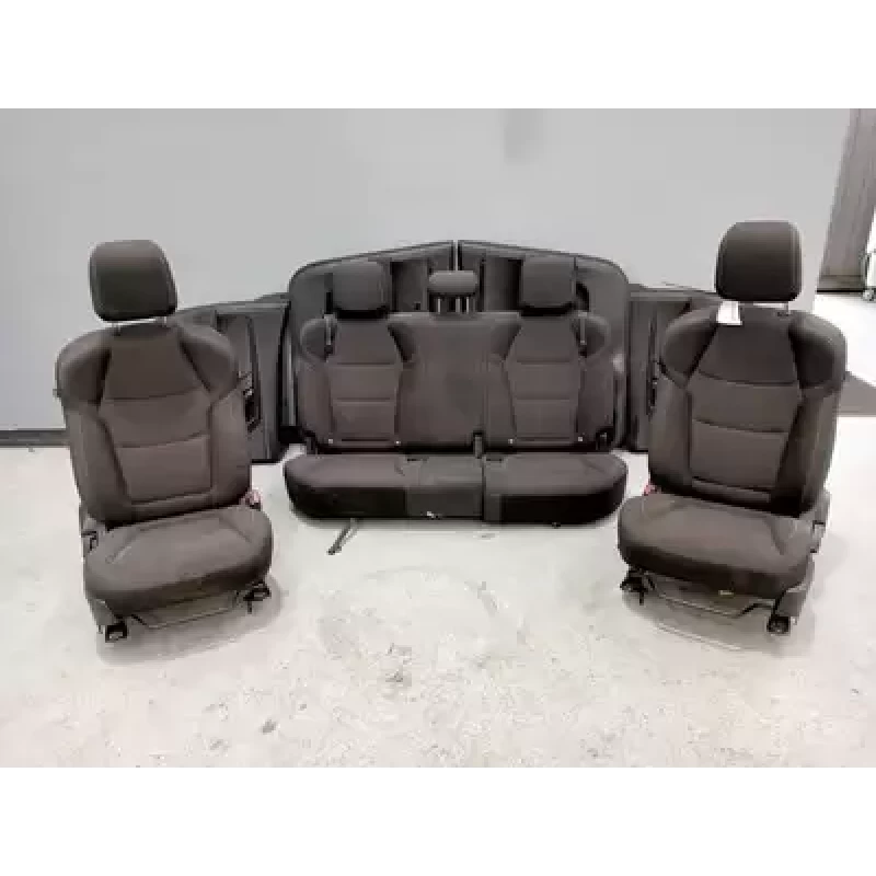 ISUZU DMAX COMPLETE INTERIOR RG, CLOTH, SX, 07/20- 2020
