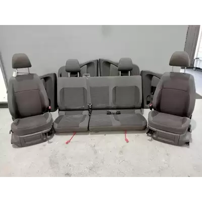 VOLKSWAGEN AMAROK COMPLETE INTERIOR 2H, 10/10-09/22 2012