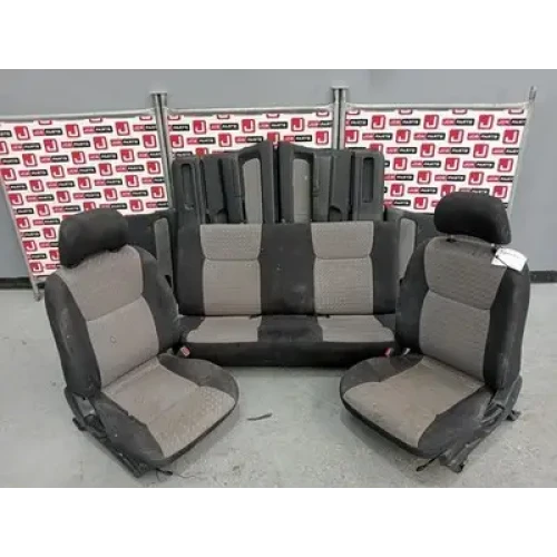 NISSAN NAVARA COMPLETE INTERIOR D22 12/01-08/15 2008