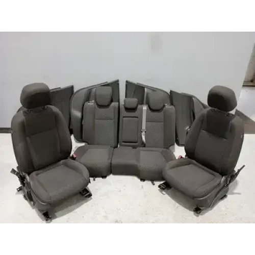 HOLDEN TRAX COMPLETE INTERIOR TJ SERIES, CLOTH, 08/13-12/20 2017