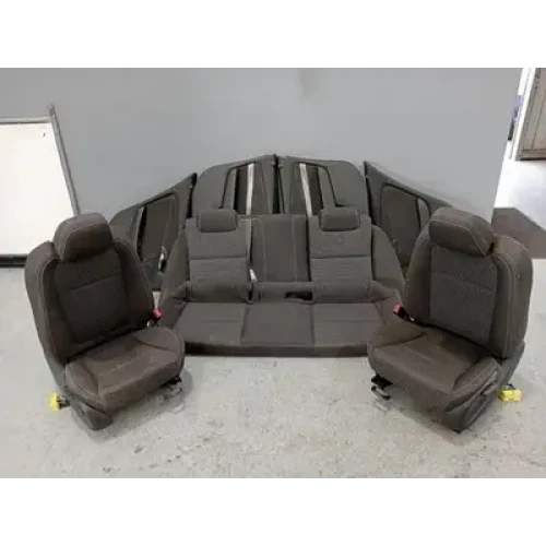 HOLDEN COMMODORE COMPLETE INTERIOR VF, CLOTH, 05/13-12/17 2014