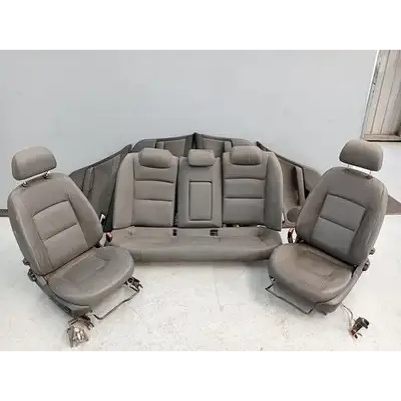 HOLDEN COMMODORE COMPLETE INTERIOR VE S1-S2, SEDAN, BERLINA/60TH ANNIV/OMEGA, LE HOLDEN COMMODORE COMPLETE INTERIOR VE S1-S2, SEDAN, BERLINA/60TH ANNIV/OMEGA, LE