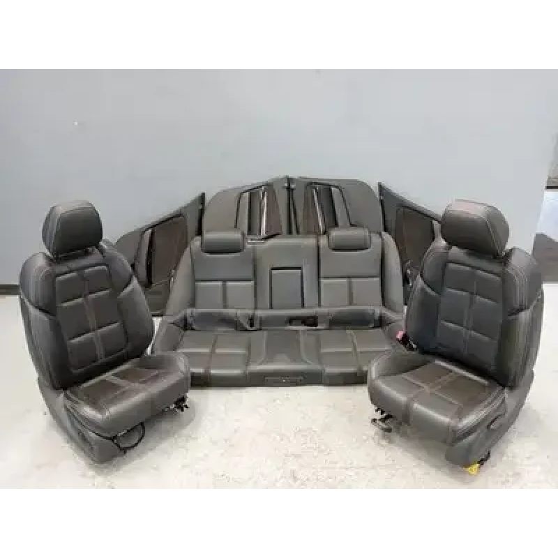 HOLDEN COMMODORE COMPLETE INTERIOR VF, LEATHER, SS-V REDLINE, W/ WHITE STITCHING