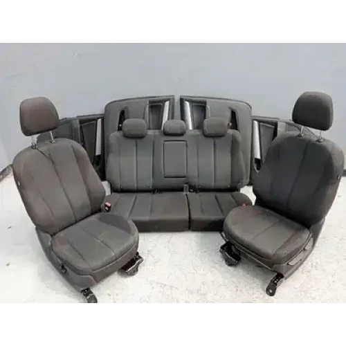 HOLDEN COLORADO COMPLETE INTERIOR RG, CLOTH, 01/12-12/20 2017 HOLDEN COLORADO COMPLETE INTERIOR RG, CLOTH, 01/12-12/20 2017